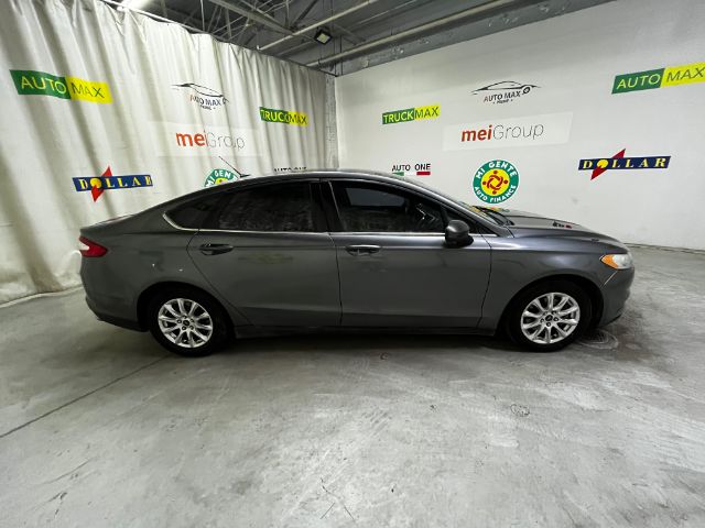 2016 Ford Fusion S
