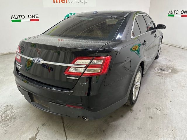 2018 Ford Taurus SE FWD