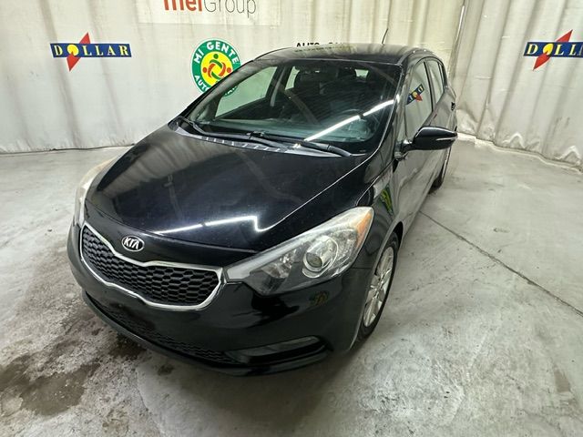 2016 Kia Forte 5-Door EX