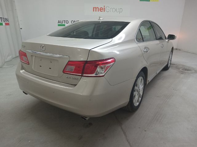 2011 Lexus ES 350 Sedan