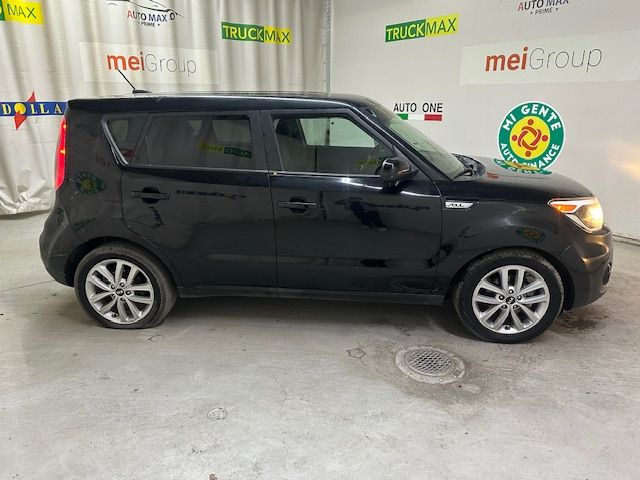 2017 Kia Soul +