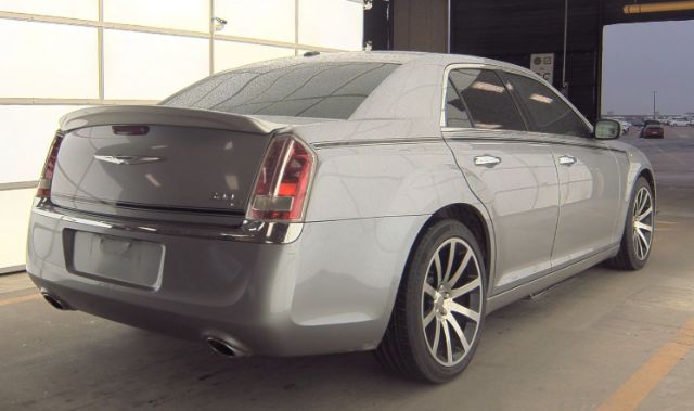 2013 Chrysler 300C 2WD V6 4D SEDAN