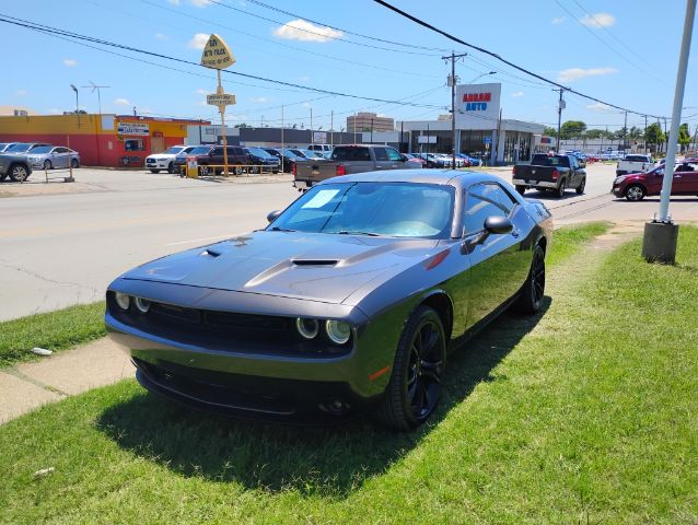 2016 Dodge Challenger SXT