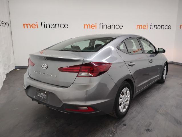 2019 Hyundai Elantra SE 6AT