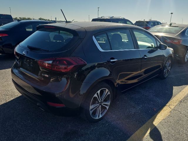 2016 Kia Forte 5-Door EX