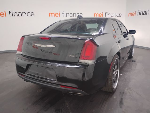 2016 Chrysler 300 300S Alloy Edition