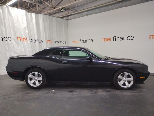 2011 Dodge Challenger 2D COUPE