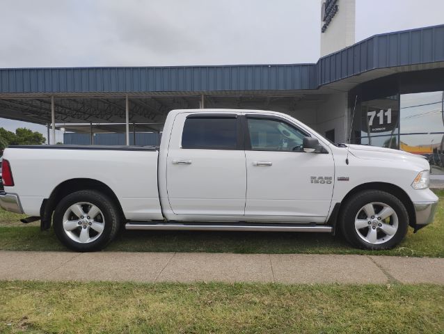 2018 RAM 1500 SLT Crew Cab 4WD