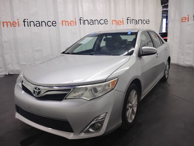 2014 Toyota Camry XLE V6