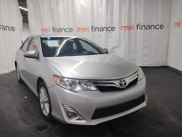 2014 Toyota Camry XLE V6