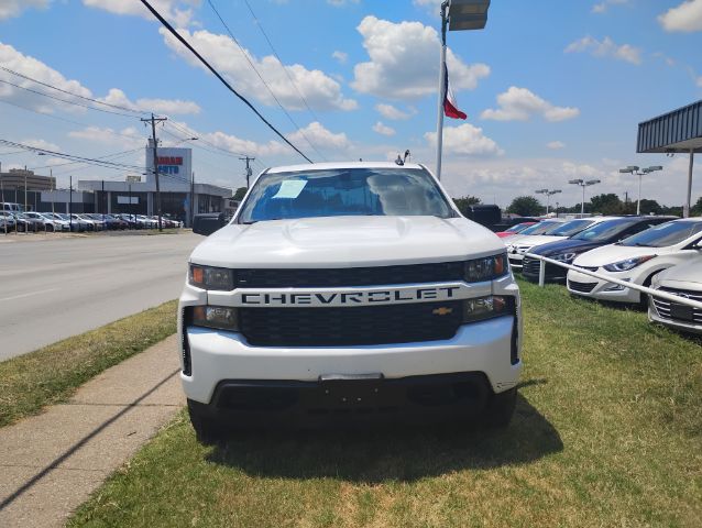 2021 Chevrolet Silverado 1500 4WD Double Cab Standard Bed Custom