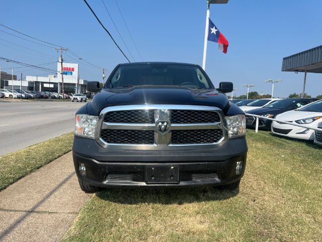 2019 RAM 1500 CLASSIC ST Crew Cab 4WD