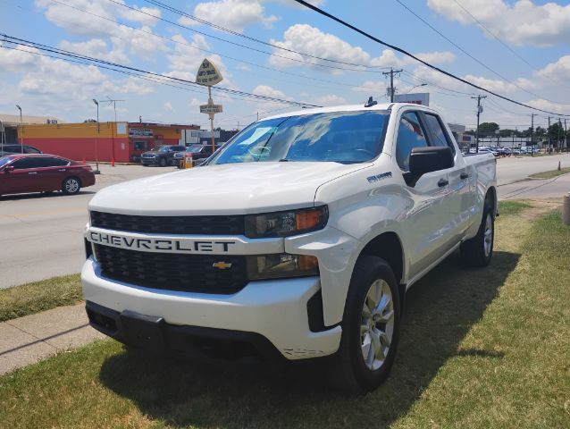 2021 Chevrolet Silverado 1500 4WD Double Cab Standard Bed Custom