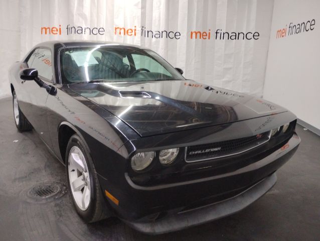 2011 Dodge Challenger 2D COUPE
