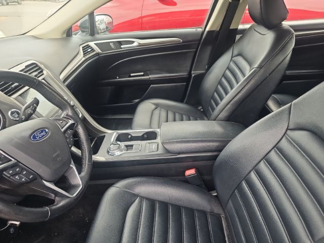 2020 Ford Fusion SEL