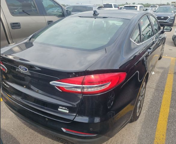 2020 Ford Fusion SEL