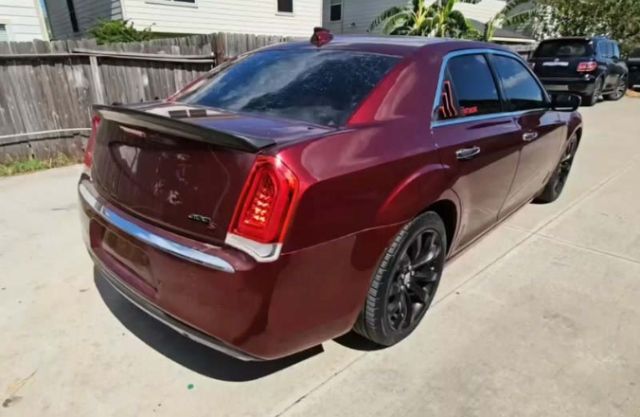 2017 Chrysler 300C 2WD V6 4D SEDAN C
