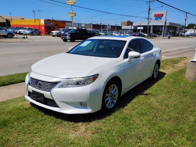 2013 Lexus ES 350 4D SEDAN