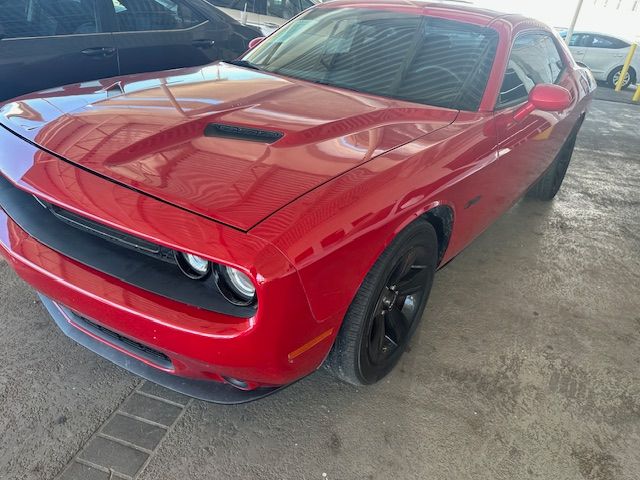2015 Dodge Challenger SXT