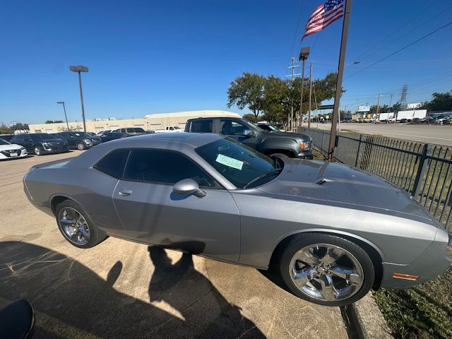 2014 Dodge Challenger SXT