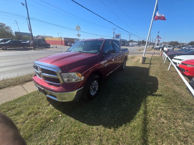 2015 RAM 1500 SLT Crew Cab 4WD