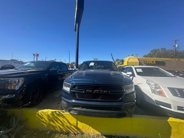 2019 RAM 1500 Sport Crew Cab 4WD
