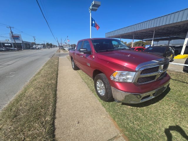 2015 RAM 1500 SLT Crew Cab 4WD