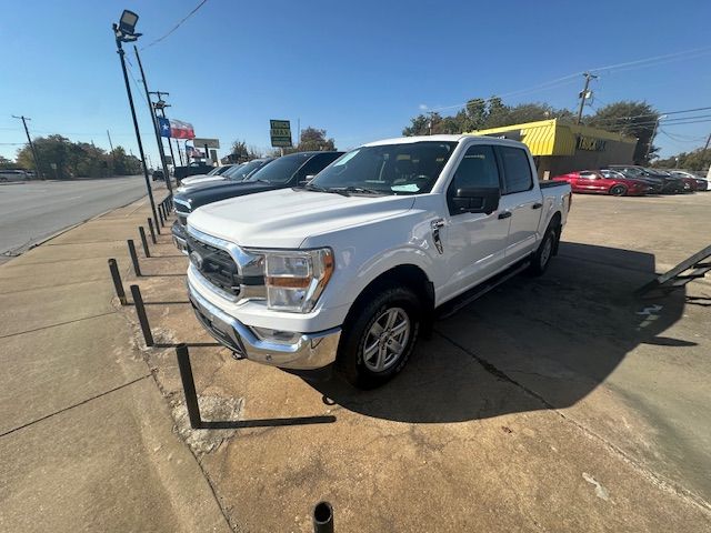 2021 Ford F-150 XLT's photo