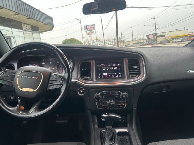 2018 Dodge Charger SXT RWD