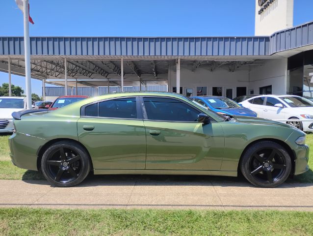 2018 Dodge Charger SXT RWD