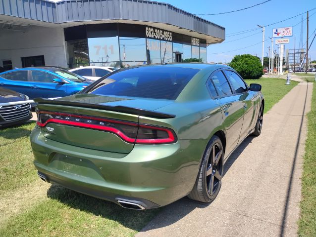 2018 Dodge Charger SXT RWD