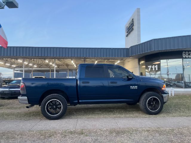 2019 RAM 1500 Classic Tradesman Crew Cab SWB 4WD
