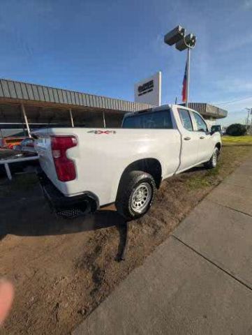 2021 Chevrolet Silverado 1500 4WD Double Cab Standard Bed WT