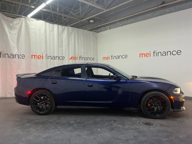 2017 Dodge Charger SE RWD