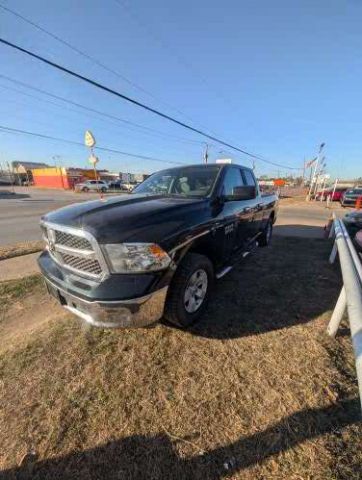 2016 RAM 1500 4WD V6 QUAD CAB 3.6L SLT