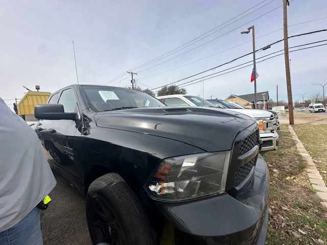 2021 RAM 1500 CLASSIC EXPRESS Quad Cab 4WD