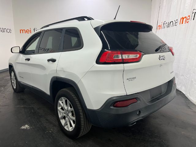 2016 Jeep Cherokee Sport