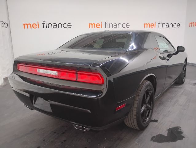 2014 Dodge Challenger SXT