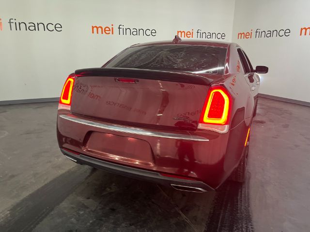 2017 Chrysler 300C 2WD V6 4D SEDAN C