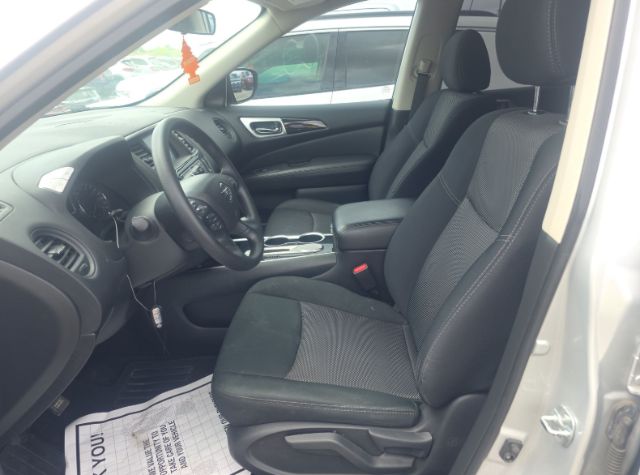 2019 Nissan Pathfinder S