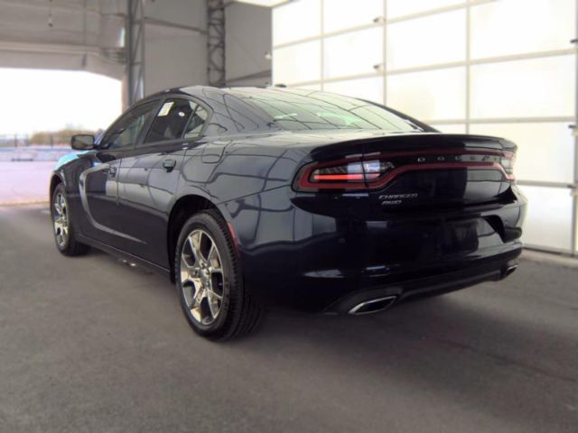 2016 Dodge Charger SE