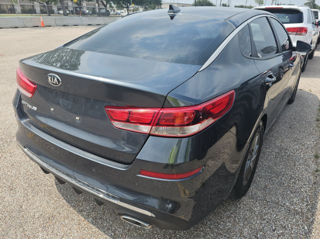 2020 Kia Optima LX