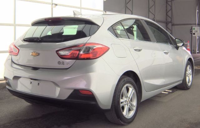 2018 Chevrolet Cruze LT Auto