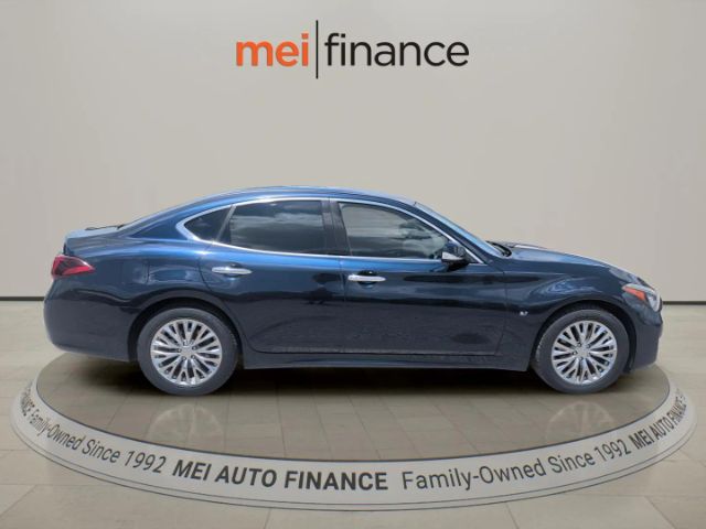 2015 INFINITI Q70 3.7