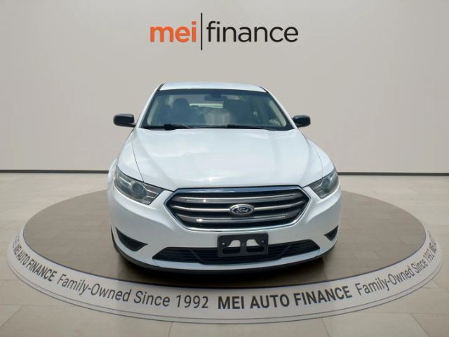 2016 Ford Taurus SE