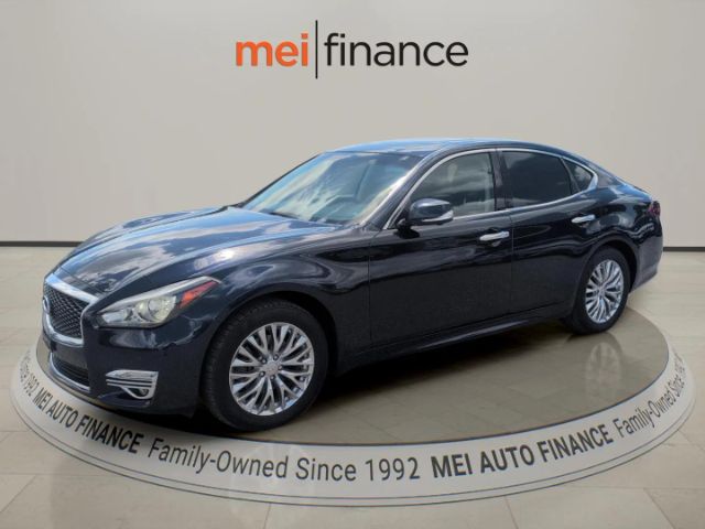 2015 INFINITI Q70 3.7