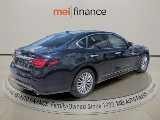 2015 INFINITI Q70 3.7