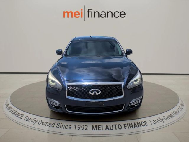 2015 INFINITI Q70 3.7