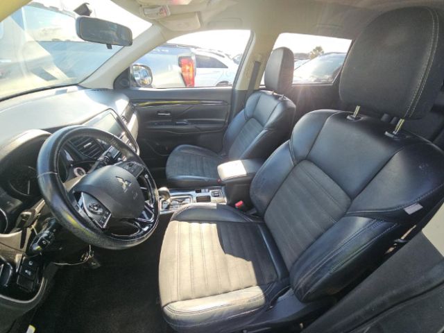 2019 Mitsubishi Outlander SE