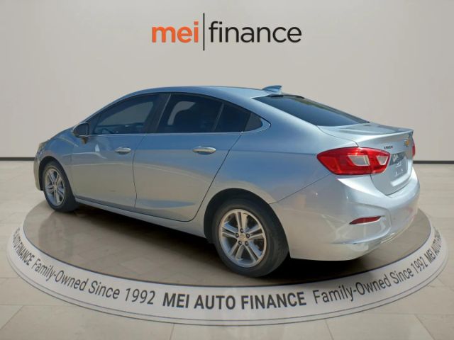 2017 Chevrolet Cruze LT Auto